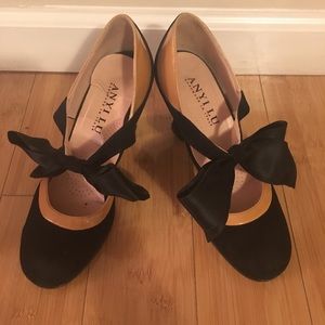 Anyi Lu Black & Cream Satin Bow Shoes